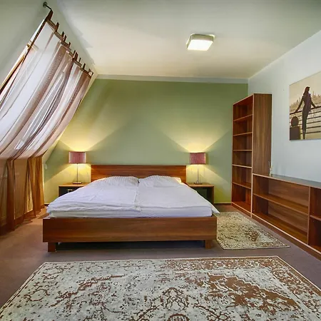 Panoramic Roof Terrace&jacuzzi Apartment