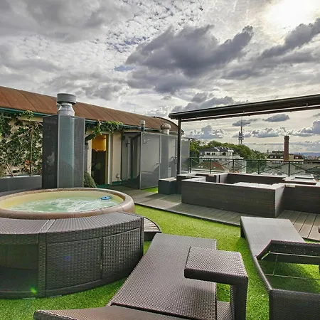 Apartment Panoramic Roof Terrace&jacuzzi *